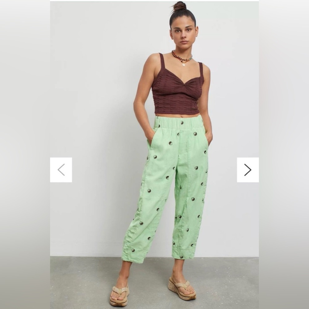 BDG Urban Outfitters Zaria Embroidered Corduroy Pull-On Pant-Size Small